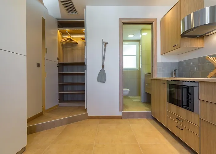 Appartement Palais Saint Pierre *