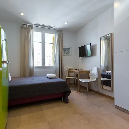 Апартаменты Palais Saint Pierre